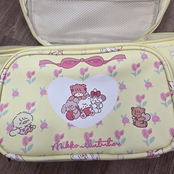 Handbags - Mikko Yellow case